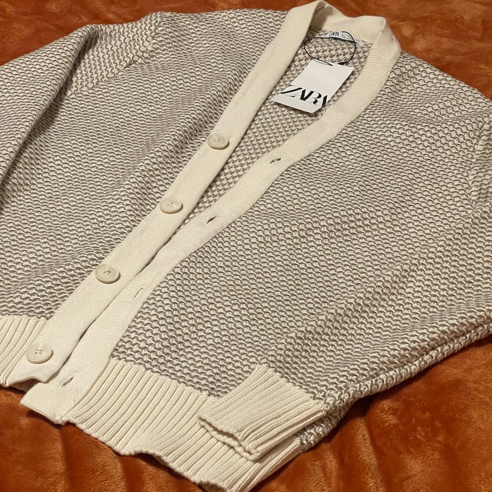 Zara Men's Cream Cardigan Sweater. BRAND NEW